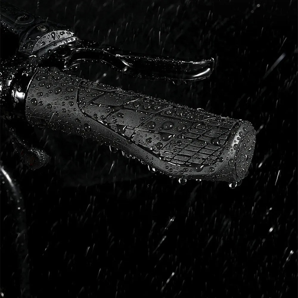 Lock-On Handlebar Grips – Anti-Slip Comfort Grips for Mountain & Road Bikes